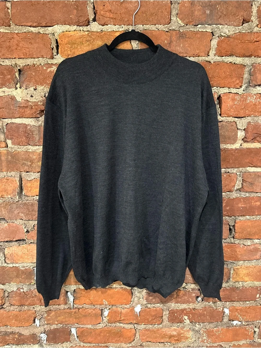 Nicholas Scholz Life Men's Charcoal Crewneck Knit Sweater (100% Wool) (damaged)